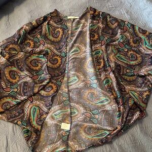Miami Paisley Multicolor Cape